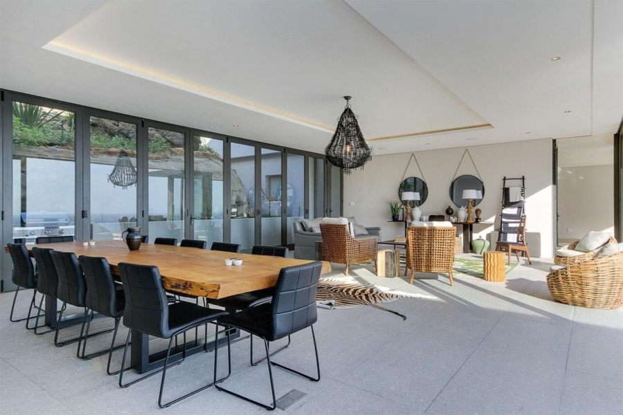 To Let 6 Bedroom Property for Rent in Llandudno Western Cape